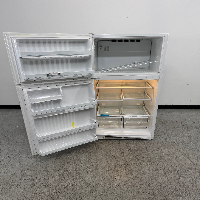 GE Household Refrigerator/Freezer Combo image 3